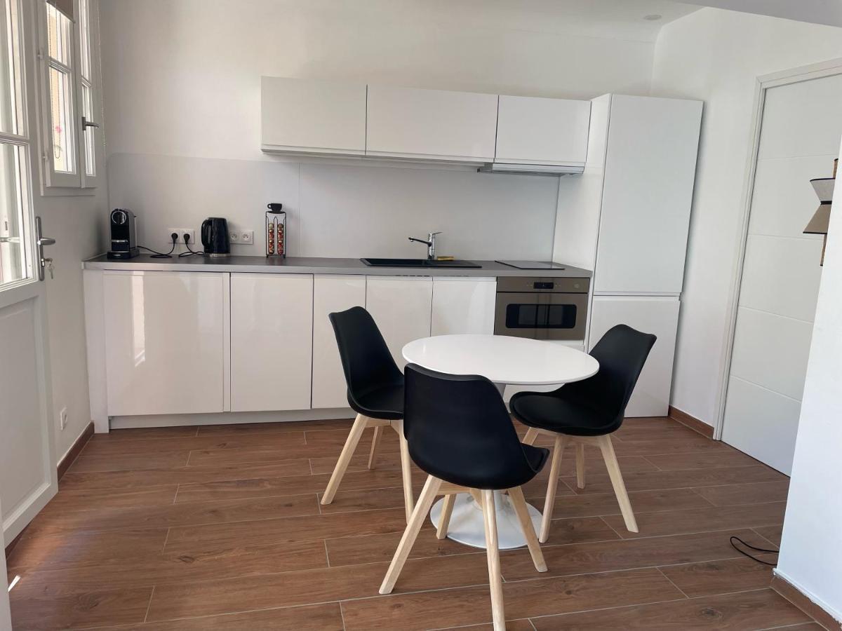 Saint-Tropez Centre - Grand Studio Avec Terrasse Eksteriør bilde