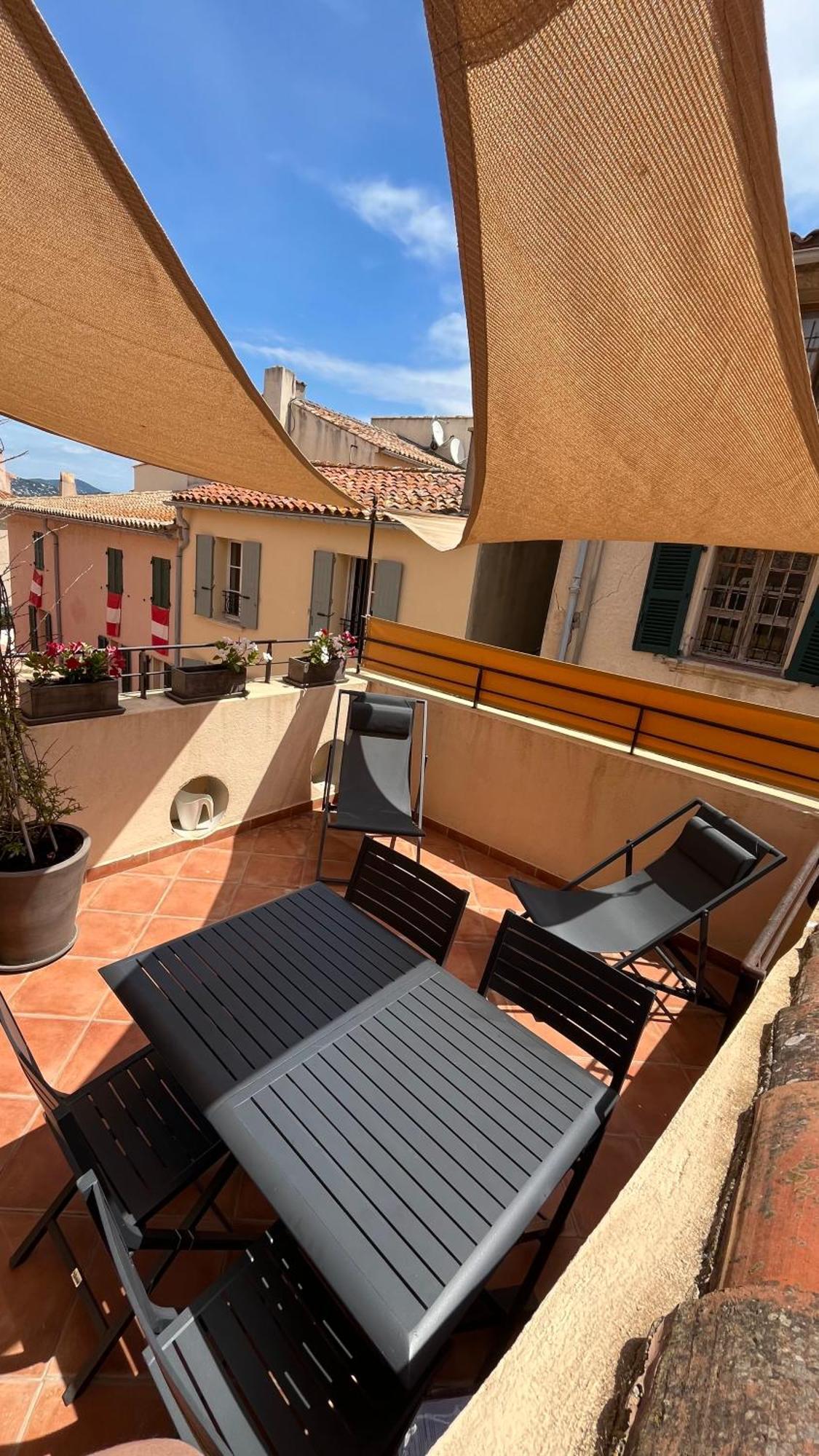 Saint-Tropez Centre - Grand Studio Avec Terrasse Eksteriør bilde